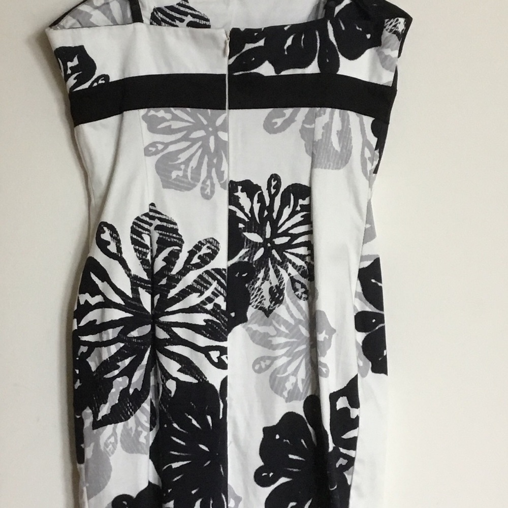 Classic Rinascimento dress - Picture 2 of 2